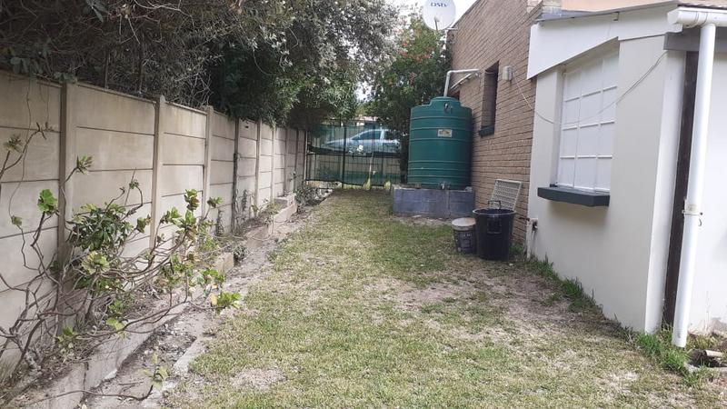 3 Bedroom Property for Sale in Albertinia Western Cape